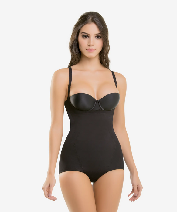Body shapers hi-res stock photography and images - Alamy
