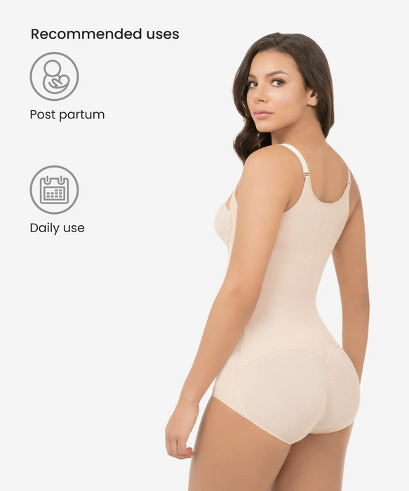 Butt-lifting tummy compression R347 – Hands by Genesis
